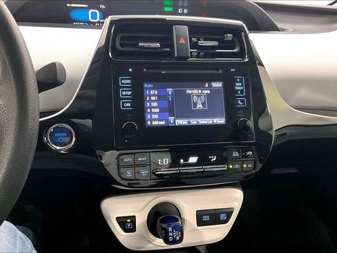 Used 2018 Toyota Prius One FWD image 29