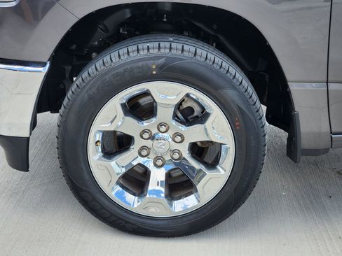Used 2022 RAM 1500 Big Horn AWD/4WD image 10