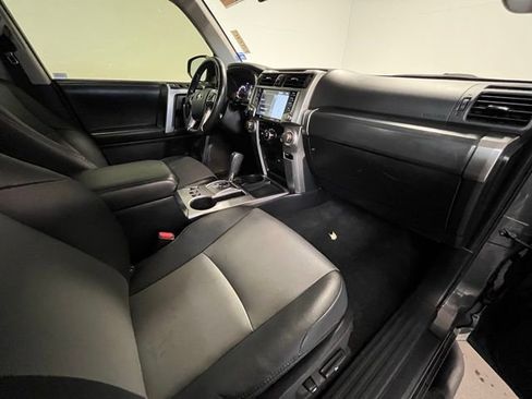 Used 2023 Toyota 4Runner SR5 Premium w/ Moonroof Package image 10