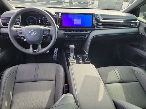 Used 2026 Toyota Camry XSE image 17