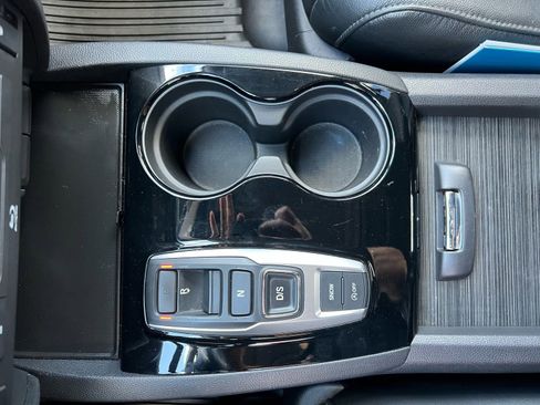 Used 2019 Honda Pilot Touring image 39