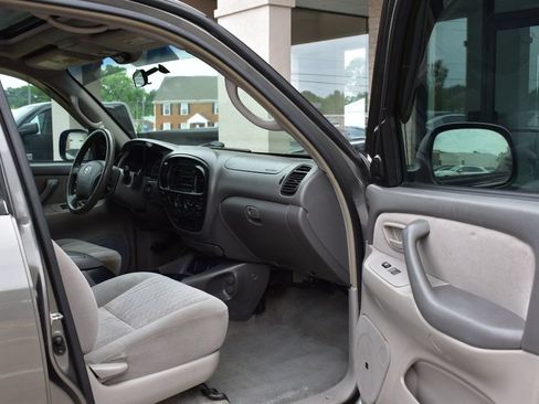 Used 2005 Toyota Tundra SR5 RWD image 18