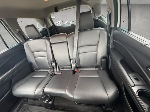 Used 2022 Honda Pilot Touring image 22