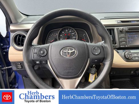 Used 2015 Toyota RAV4 XLE AWD/4WD image 17