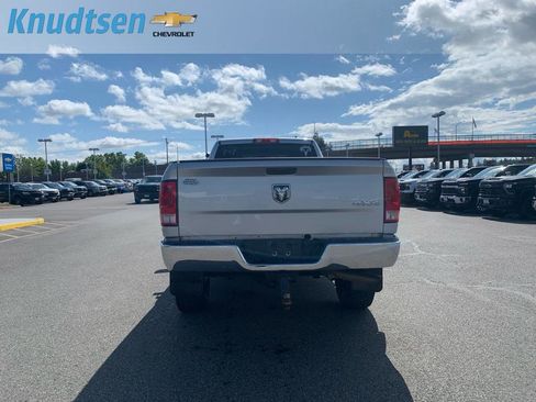 Used 2018 RAM 2500 Tradesman w/ Chrome Appearance Group AWD/4WD image 6