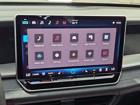 New 2026 Volkswagen Tiguan SE R-Line FWD image 20