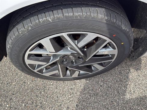 Used 2023 Hyundai Santa Fe Calligraphy image 20