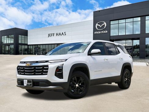 Used 2026 Chevrolet Equinox LT FWD image 1