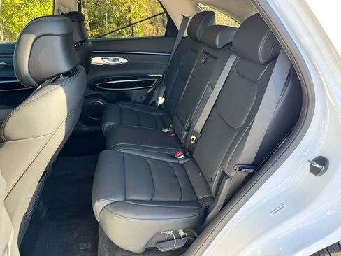 New 2026 Genesis GV70 2.5T image 21