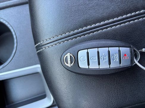 Used 2025 Nissan Altima 2.5 SV FWD image 20