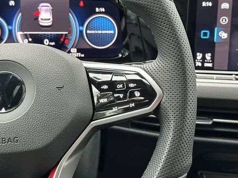 Used 2022 Volkswagen GTI Autobahn image 10