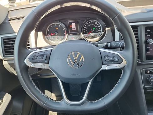 Used 2021 Volkswagen Atlas SE w/ Panoramic Sunroof Package AWD/4WD image 9