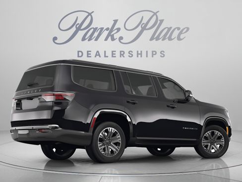 Used 2023 Jeep Wagoneer Series II AWD/4WD image 6