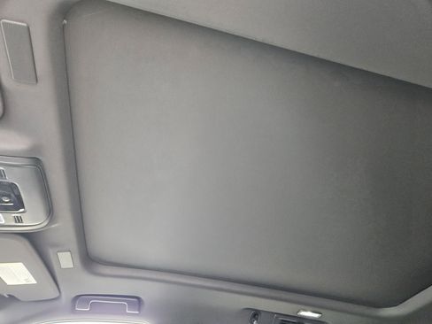 New 2026 GMC Yukon Elevation image 18