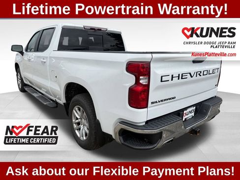 Used 2020 Chevrolet Silverado 1500 LT w/ Convenience Package AWD/4WD image 8