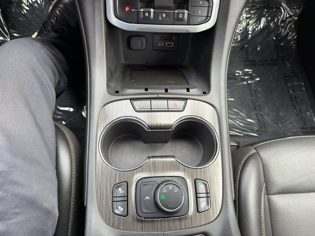 Used 2023 GMC Acadia SLT AWD/4WD image 34