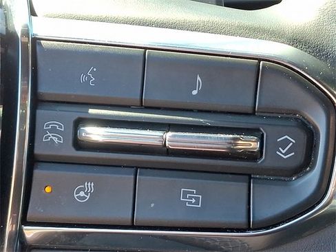 Certified 2025 GMC Yukon XL Denali image 22