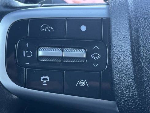 Used 2025 Genesis GV80 2.5T Standard image 11