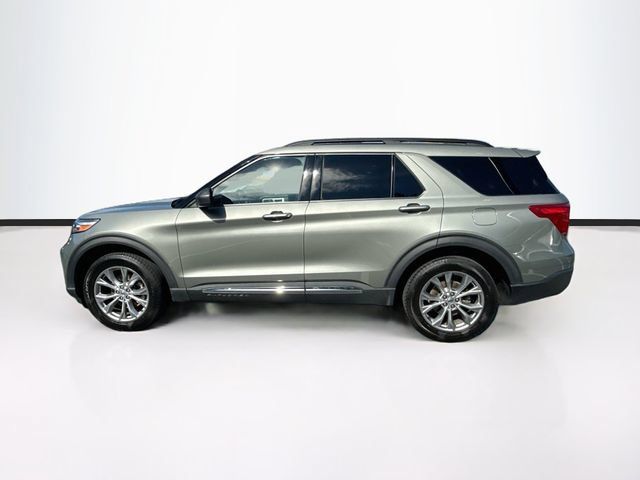 Certified 2020 Ford Explorer XLT w/ Equipment Group 202A AWD/4WD image 6