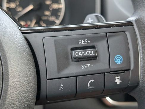 Used 2023 Nissan Rogue SV AWD/4WD image 26