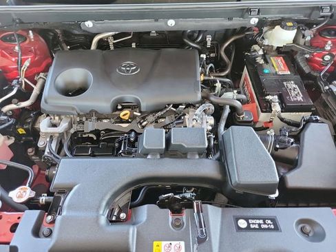 Used 2023 Toyota RAV4 XLE Premium image 30