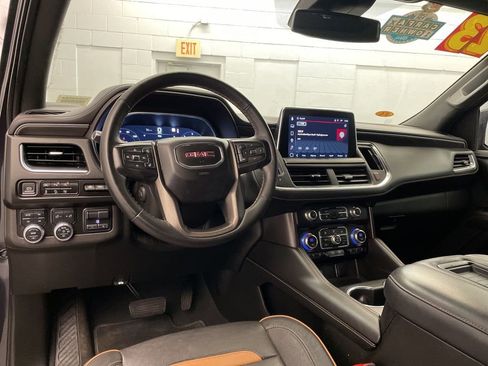 Used 2023 GMC Yukon AT4 image 13