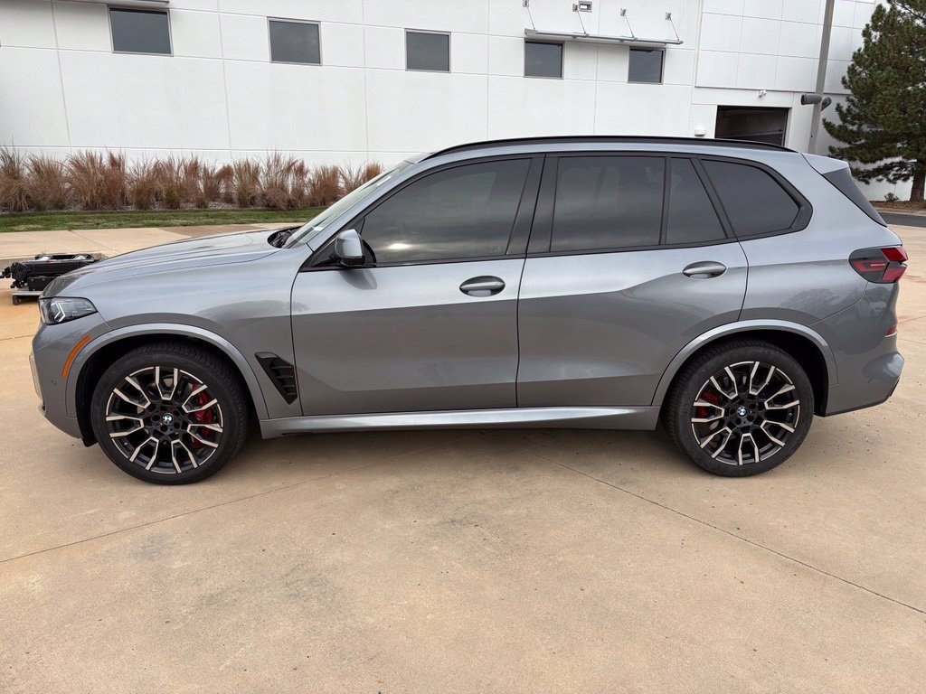 Used 2024 BMW X5 xDrive40i w/ Executive Package AWD/4WD image 8