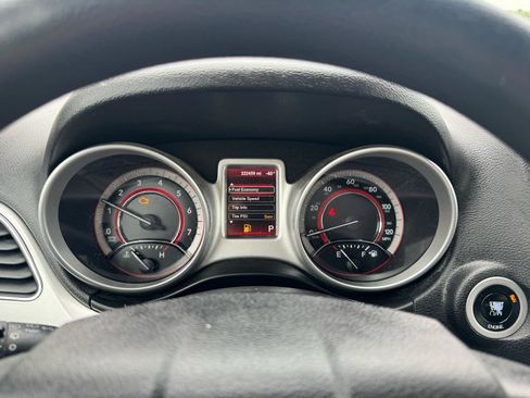 Used 2014 Dodge Journey SXT w/ Flexible Seating Group FWD image 13