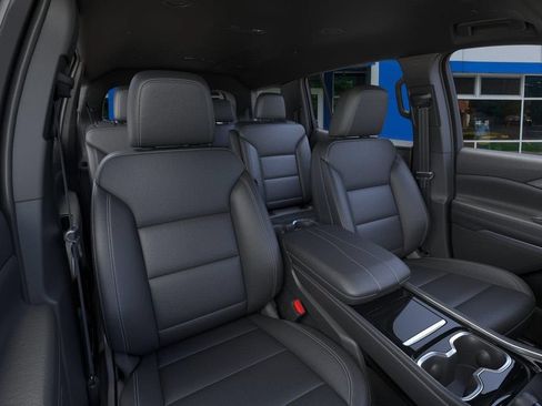 New 2027 Chevrolet Traverse LT w/ Midnight/Sport Edition AWD/4WD image 16