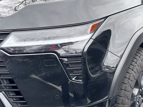 Used 2024 Lexus GX 550 550 Overtrail image 13