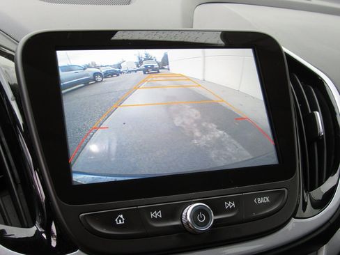 Used 2017 Chevrolet Volt LT w/ Comfort Package image 28