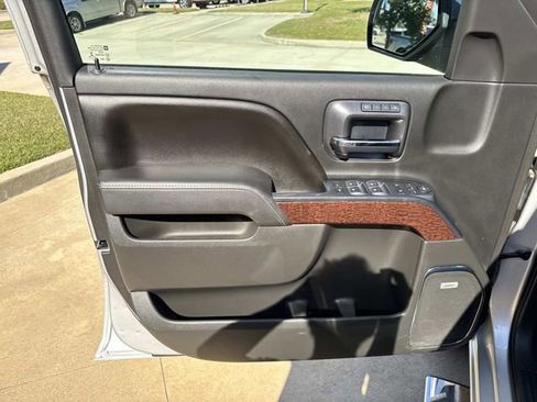 Used 2015 GMC Sierra 1500 SLT w/ SLT Crew Cab Value Package image 21