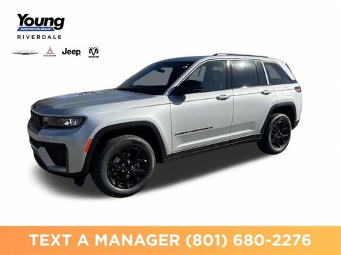 New 2026 Jeep Grand Cherokee Altitude AWD/4WD image 1