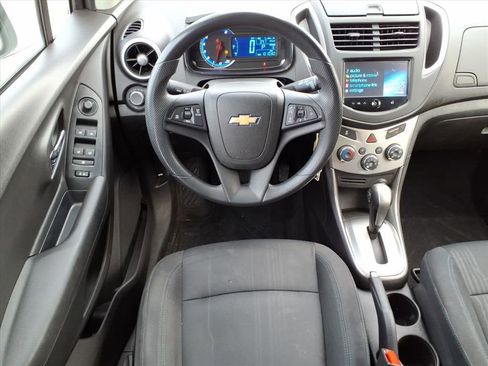 Used 2016 Chevrolet Trax LT image 14