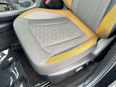 Certified 2025 Subaru Crosstrek 2.5i Sport w/ Popular Package #4A AWD/4WD image 17