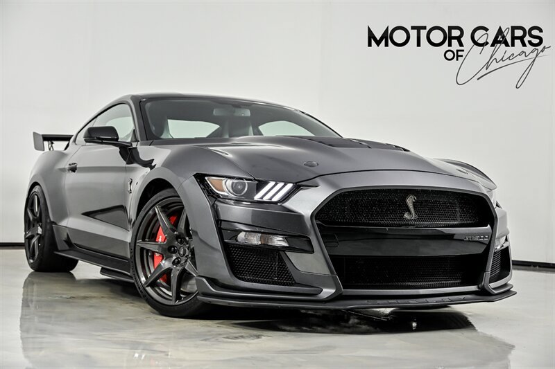 Used 2020 Ford Mustang Shelby GT500 w/ Carbon Fiber Track Pack RWD image 1