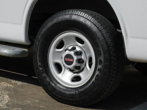 Used 2020 GMC Savana 2500 w/ Driver Convenience Package image 53