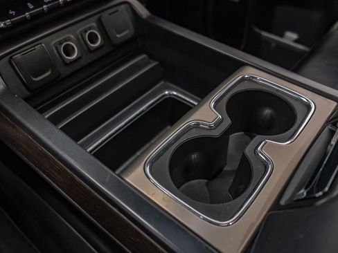 Used 2018 GMC Sierra 3500 Denali w/ Duramax Plus Package image 22