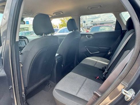 Used 2020 Kia Soul S FWD image 18