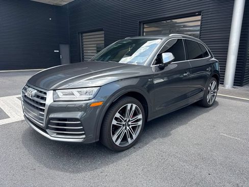 Used 2018 Audi SQ5 Premium Plus w/ S Sport Package AWD/4WD image 1