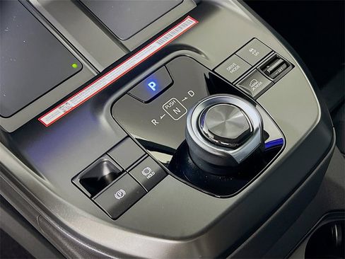 New 2026 Subaru Solterra Premium image 15