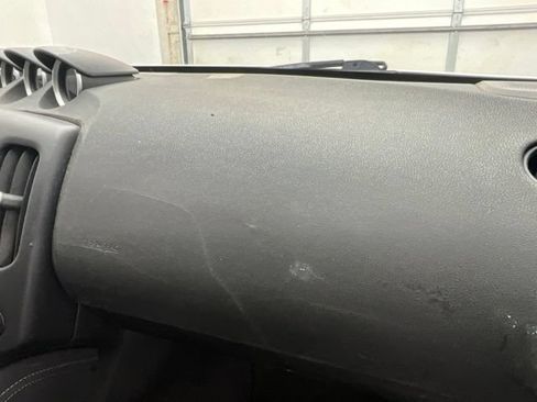 Used 2010 Nissan 370Z Touring RWD image 9