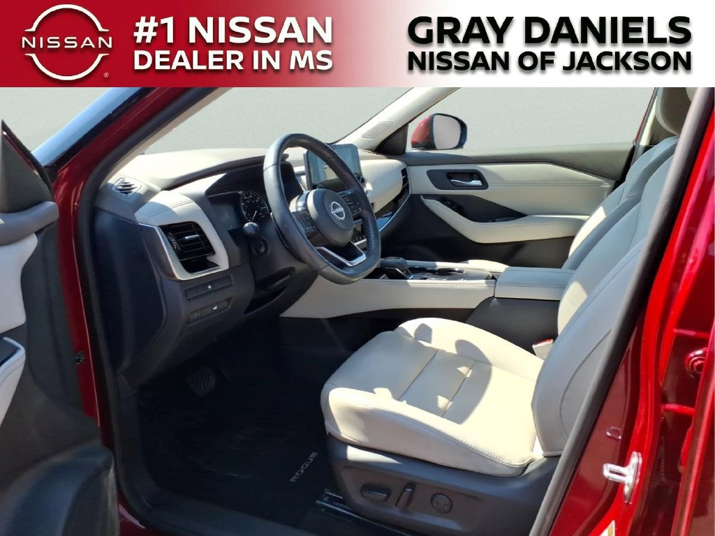 Used 2023 Nissan Rogue SL w/ SL Premium Package FWD image 24