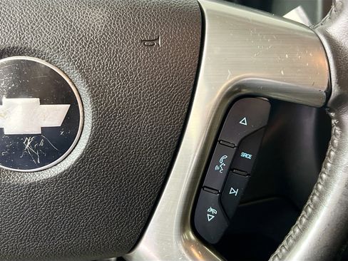 Used 2017 Chevrolet Express 3500 Extended image 12