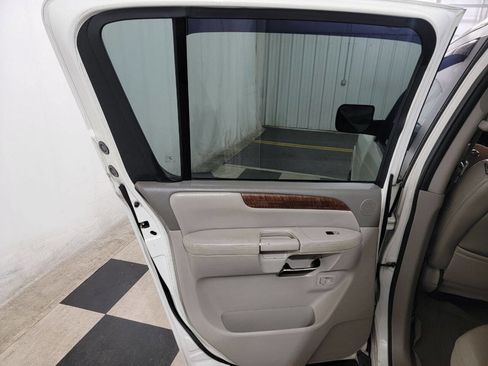 Used 2010 Nissan Armada Titanium w/ DVD Entertainment Pkg image 12