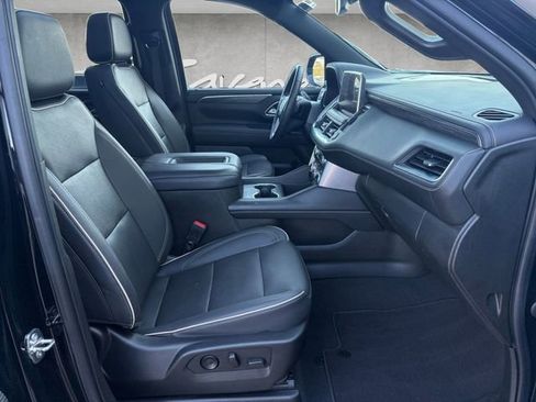 Used 2022 GMC Yukon SLT w/ SLT Premium Package RWD image 24