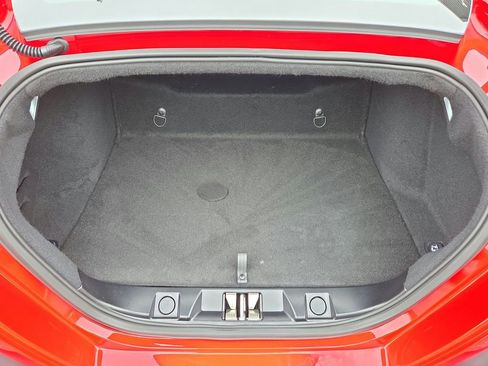Used 2024 Ferrari Roma RWD image 27