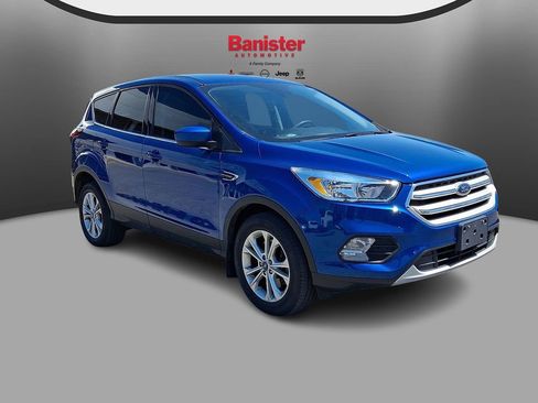 Used 2019 Ford Escape SE AWD/4WD image 3