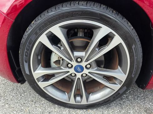 Used 2019 Ford Fusion Titanium AWD/4WD image 9