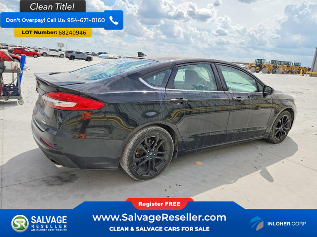 Used 2019 Ford Fusion SE w/ Equipment Group 151A FWD image 4
